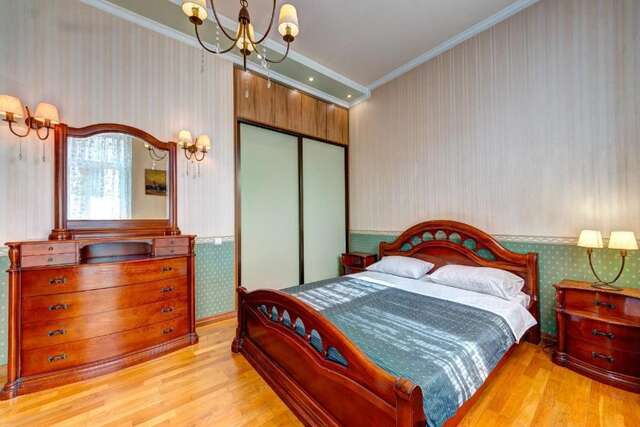 Апартаменты Four bedroom apartment near the NSC Olympic Киев-20